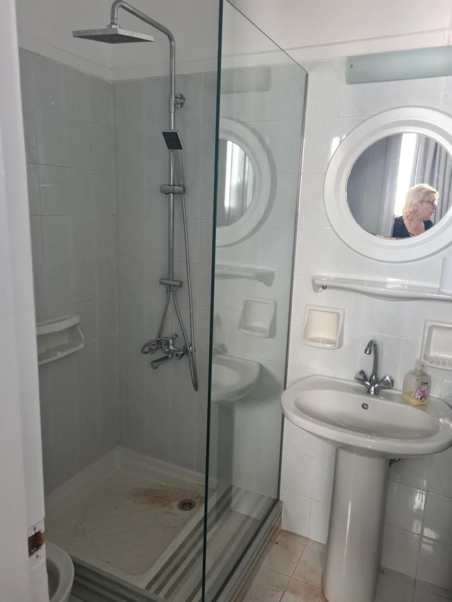 Crown Apartments Καλύβες Εξωτερικό φωτογραφία
