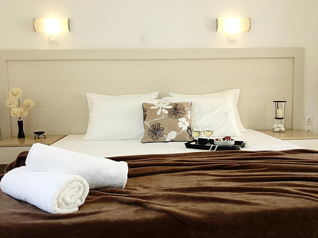 Crown Apartments Καλύβες Δωμάτιο φωτογραφία