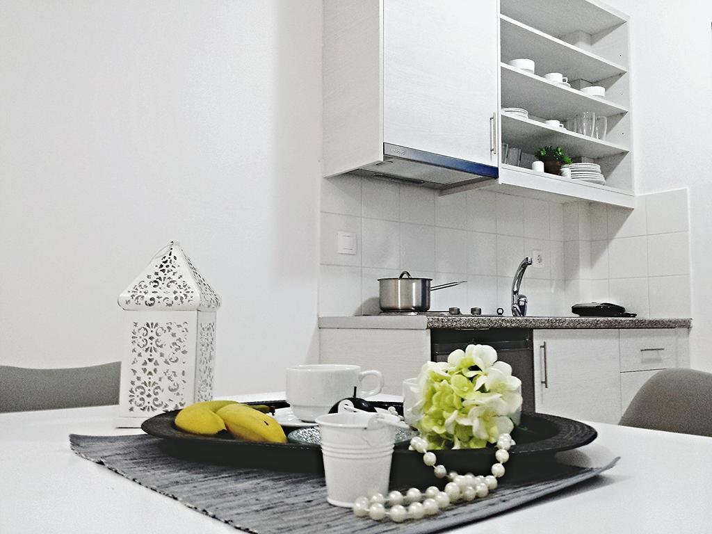 Crown Apartments Καλύβες Δωμάτιο φωτογραφία